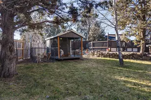 63425 Deschutes Market Rd, Bend, OR 97701 - Photo 30