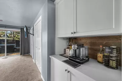 63425 Deschutes Market Road, Bend, OR 97701 - Photo 18