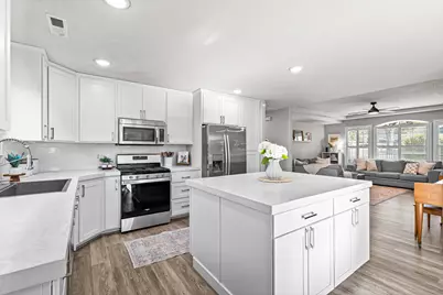 981 Garden Springs Circle, Medford, OR 97504 - Photo 12