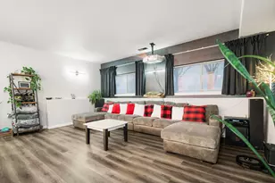 63201 NE Boyd Acres Rd, Bend, OR 97701 - Photo 24