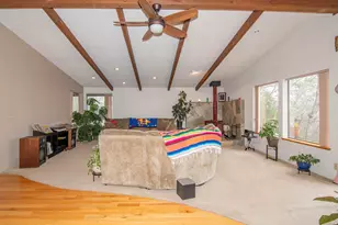 711 Cienaga Ln, Grants Pass, OR 97526 - Photo 2