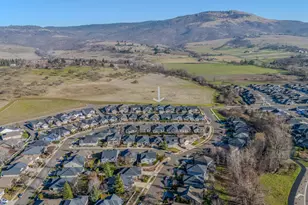 1130 Stanford Ave, Medford, OR 97504 - Photo 44