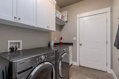 1130 Stanford Avenue, Medford, OR 97504 - Photo 38