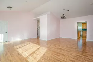 1273 SE 4th Ave, Mill City, OR 97360 - Photo 14