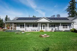 1273 SE 4th Ave, Mill City, OR 97360 - Photo 4