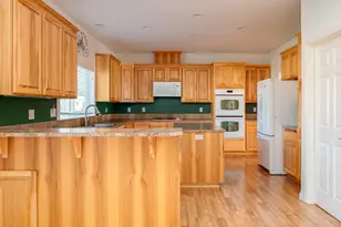 1273 SE 4th Ave, Mill City, OR 97360 - Photo 22