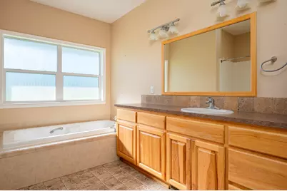 1273 SE 4th Avenue, Mill City, OR 97360 - Photo 40