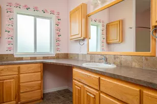 1273 SE 4th Ave, Mill City, OR 97360 - Photo 32