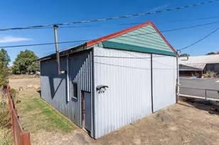 1627 SE Lynn Blvd, Prineville, OR 97754 - Photo 28