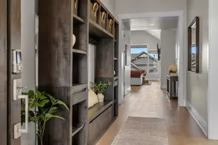 2984 NW Hidden Rdg Dr, Bend, OR 97703 - Photo 2