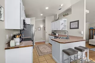 1242 Hawk Drive, Central Point, OR 97502 - Photo 12