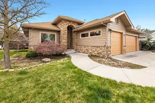 820 Quail Park Cir, Klamath Falls, OR 97601 - Photo 2