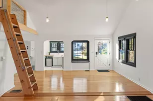 15 NW Franklin Ave, Bend, OR 97703 - Photo 12