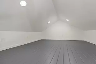 15 NW Franklin Ave, Bend, OR 97703 - Photo 22