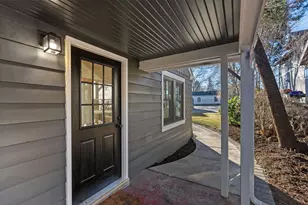 15 NW Franklin Ave, Bend, OR 97703 - Photo 4