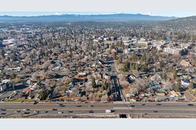 15 NW Franklin Avenue, Bend, OR 97703 - Photo 44