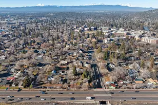 15 NW Franklin Ave, Bend, OR 97703 - Photo 44