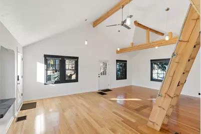 15 NW Franklin Avenue, Bend, OR 97703 - Photo 8