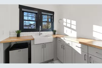 15 NW Franklin Avenue, Bend, OR 97703 - Photo 18