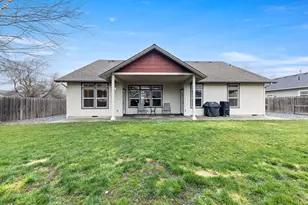 2084 SW Frd St, Grants Pass, OR 97526 - Photo 34