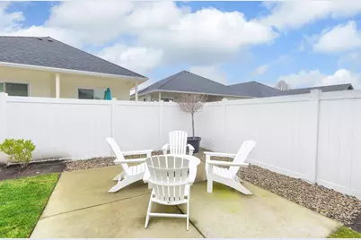 972 SW Blackberry Lane, Grants Pass, OR 97527 - Photo 18