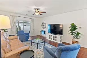 972 SW Blackberry Ln, Grants Pass, OR 97527 - Photo 6