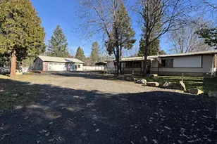 511 Park Dr, Shady Cove, OR 97539 - Photo 24
