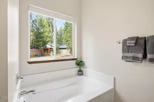 56058 Snow Goose Rd, Bend, OR 97707 - Photo 20
