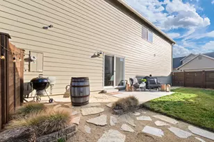 20539 SE Cameron Ave, Bend, OR 97702 - Photo 32