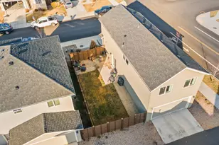 20539 SE Cameron Ave, Bend, OR 97702 - Photo 34