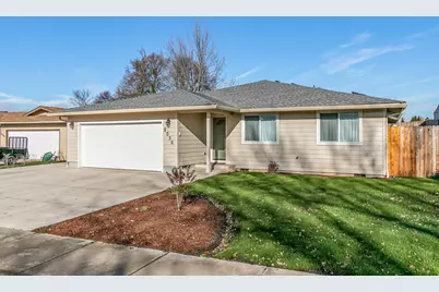 6030 Rock Way, Central Point, OR 97502 - Photo 2