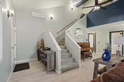 20275 Rogers Road, Bend, OR 97703 - Photo 16