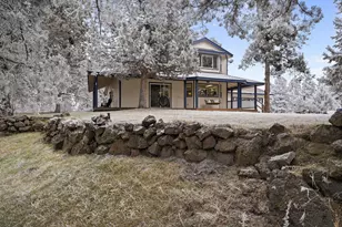 20275 Rogers Rd, Bend, OR 97703 - Photo 2