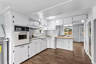 745 Dakota Ave, Medford, OR 97501 - Photo 10