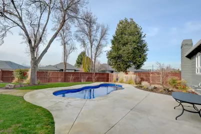 3340 Henderson Way, Medford, OR 97504 - Photo 36