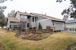 2139 Osprey Dr, Redmond, OR 97756 - Photo 2