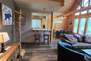 8861 Cliff Swallow Dr, Redmond, OR 97756 - Photo 4