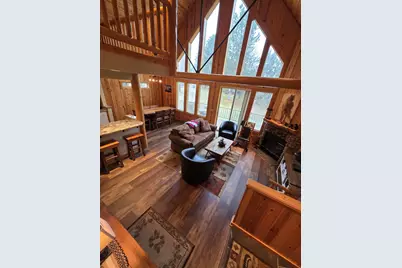 8861 Cliff Swallow Drive, Redmond, OR 97756 - Photo 6