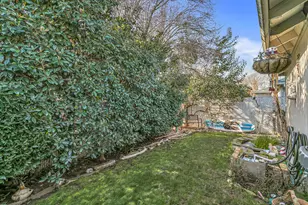 918 Brandi Way, Central Point, OR 97502 - Photo 24