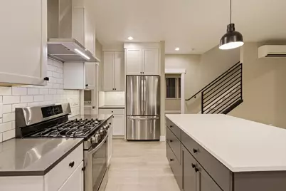 775 NE Franklin Avenue, Bend, OR 97701 - Photo 16