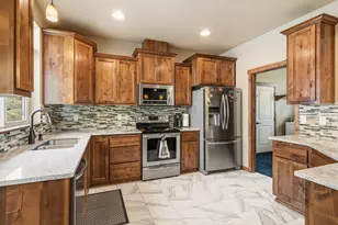 12594 McNeil Creek Rd, Trail, OR 97541 - Photo 6