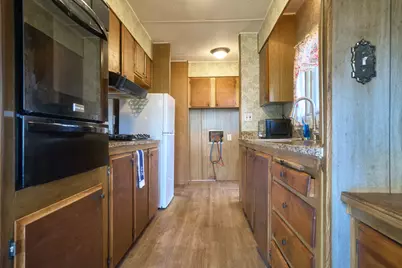 421 Stevens Road #14, Eagle Point, OR 97524 - Photo 12