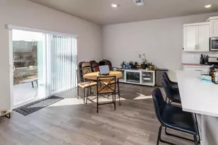 20513 SE Byron Ave, Bend, OR 97702 - Photo 8