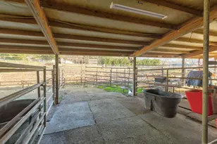 3990 Jerome Prairie Rd, Grants Pass, OR 97527 - Photo 30