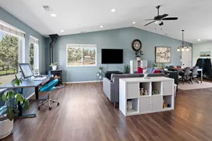 69130 Hurtley Ranch Rd, Sisters, OR 97759 - Photo 6