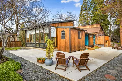 119 Madison Street, Talent, OR 97540 - Photo 2