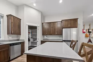 917 NE Discovery Loop, Prineville, OR 97754 - Photo 10