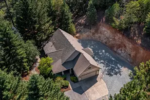 700 Rancho Vista Dr, Grants Pass, OR 97526 - Photo 48