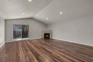 473 NW 30th St, Redmond, OR 97756 - Photo 16