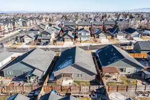 473 NW 30th St, Redmond, OR 97756 - Photo 40